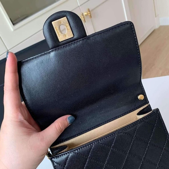 🎀 Chanel Flap Bag Vertical Acrylic Beads Clutch with Gold Chain - Picture 6 of 8